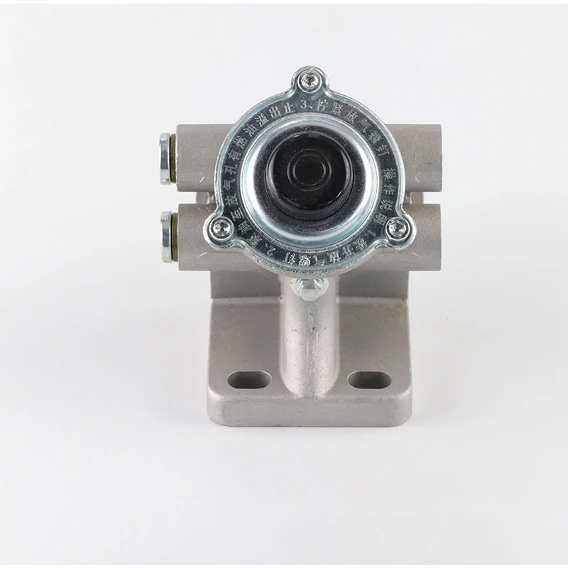 Wholesale Truck Accessories Bus Engine Parts FS Engine Filter Base